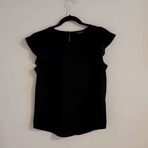 Classic Black short sleeve top